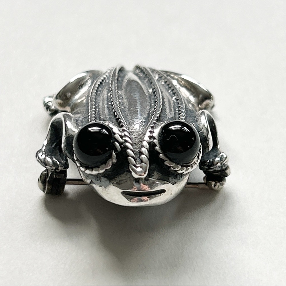 Adorable Vintage Mexican Sterling Silver Frog Onyx Eyes Brooch Pin